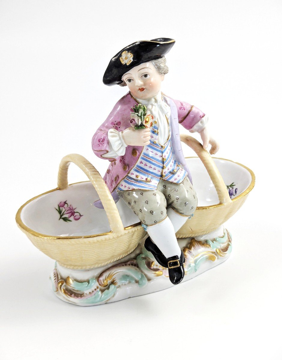 Paire de salières doubles en porcelaine ancienne de Meissen avec garçon et fille, Rococo c 1830-photo-6