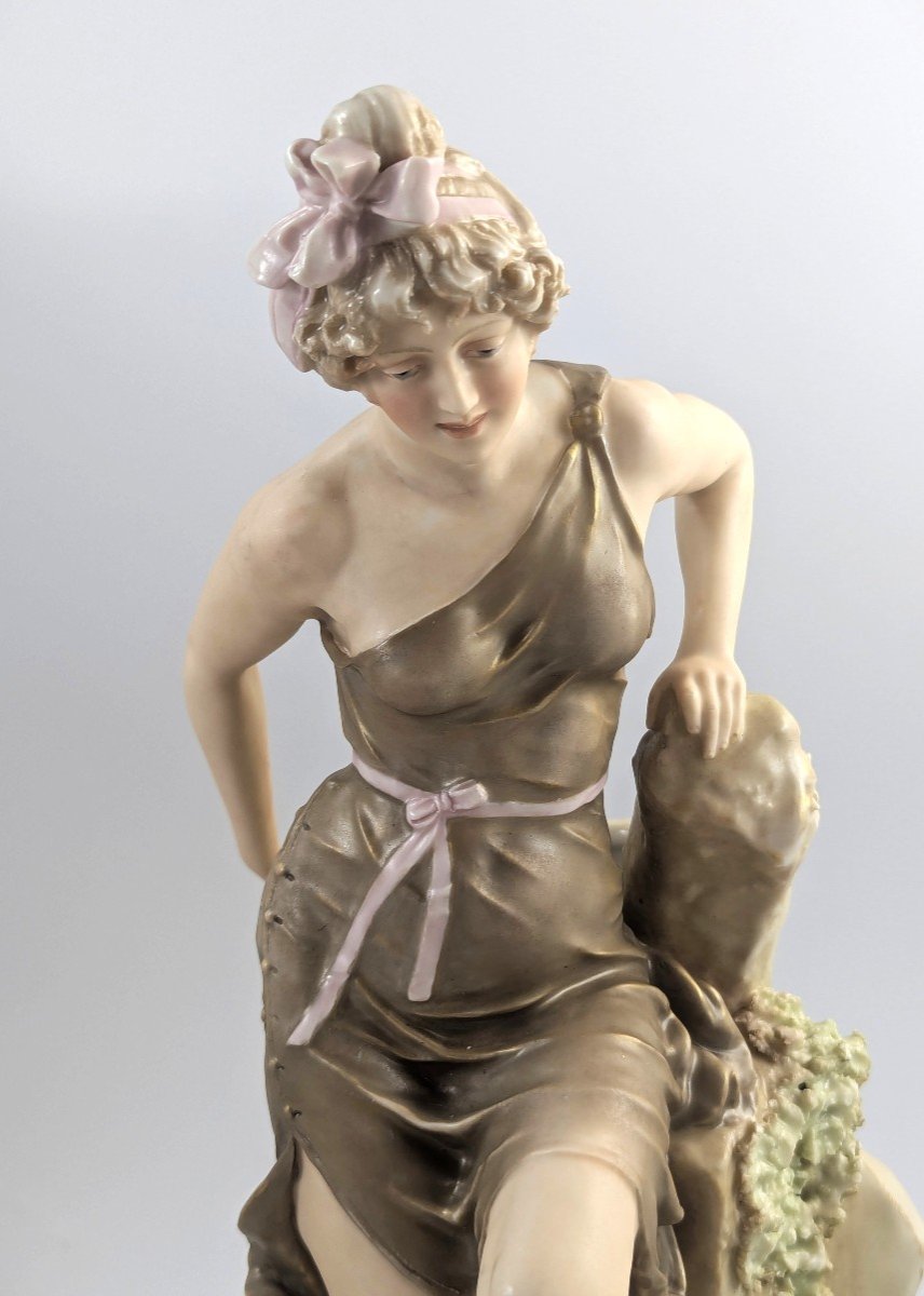 Centre de table figuratif en porcelaine Art Nouveau Royal Dux, « Baigneuse », 43 cm-photo-3