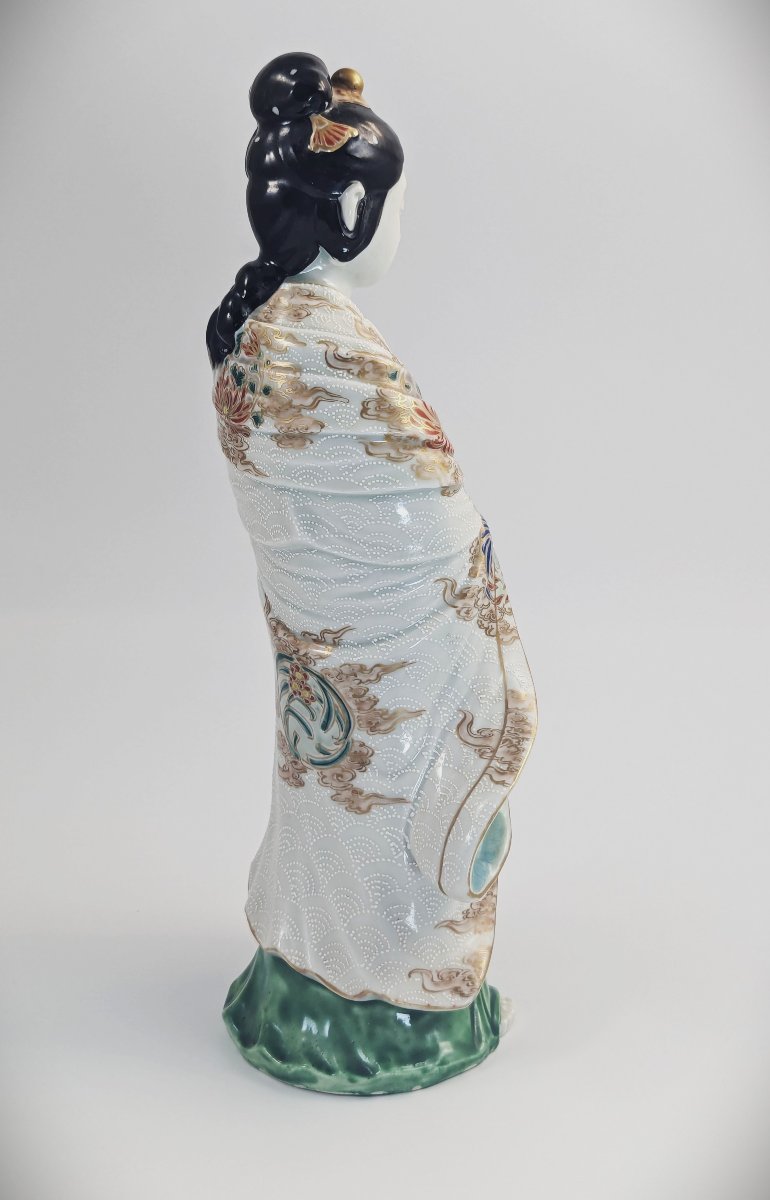 Kutani Japanee Antique Porcelain Kannon Figurine Late 19th Century -photo-1