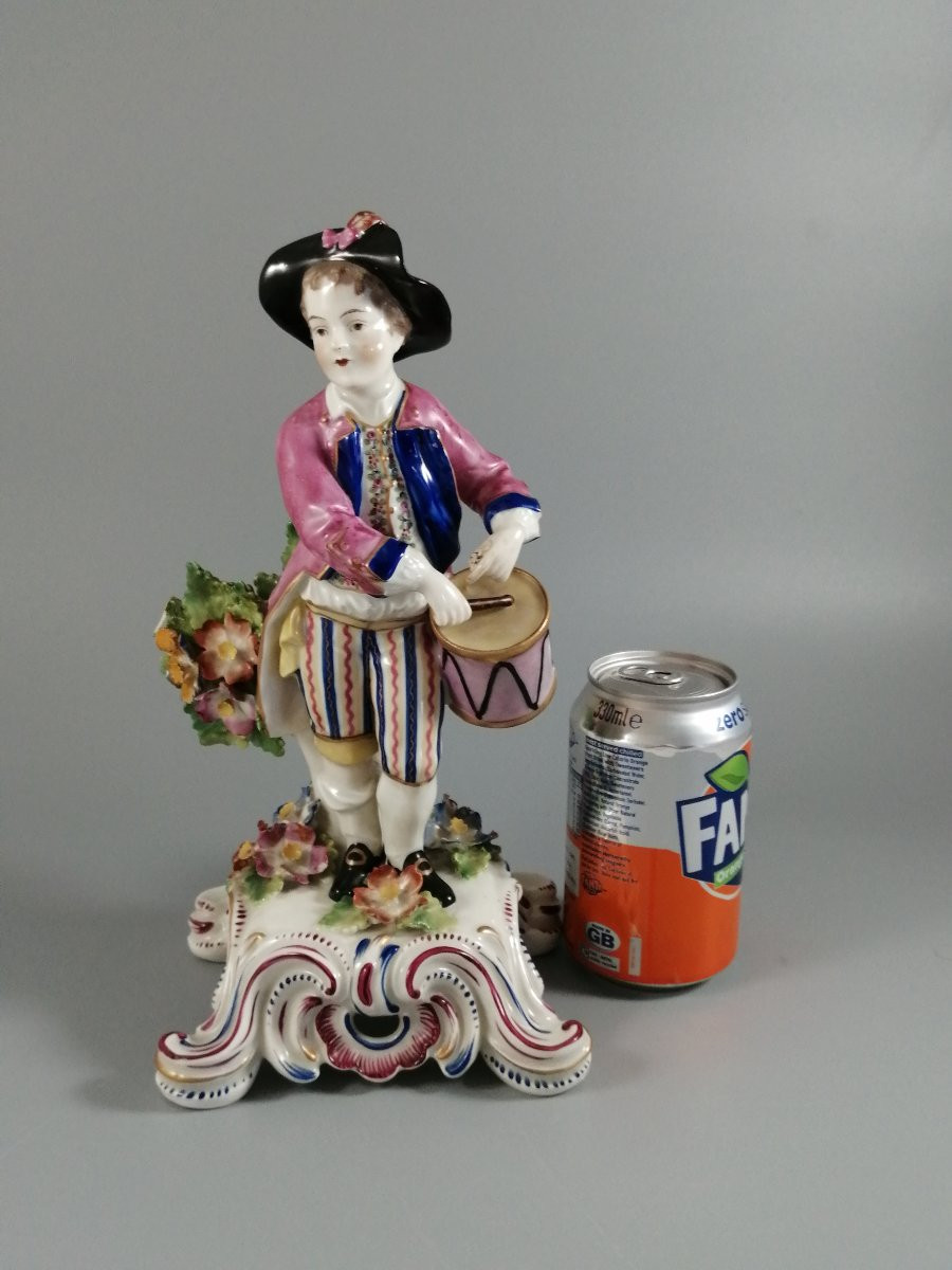 Bow porcelaine rare figurine d'un jeune tambour, c. 1744, marque ancre dorée, 28,5 cm-photo-6