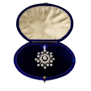 Victorian Old-cut Diamond Starburst / Flower Pendant 5.90 Ct, Original Box