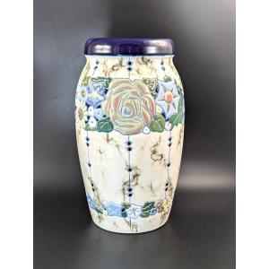 Amphora Ceramic Vase In The Art Deco Style. Made In Czechoslovakia, с. 1920