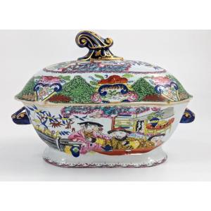 Extremely Rare Mason's Ironstone Tureen In Green Mandarin Pattern, C. 1815