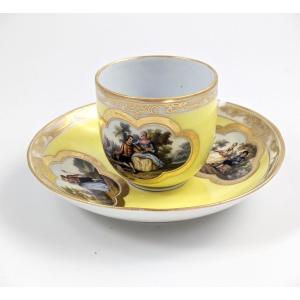 Tasse Et Soucoupe Demitasse En Porcelaine De Meissen, Vers 1815