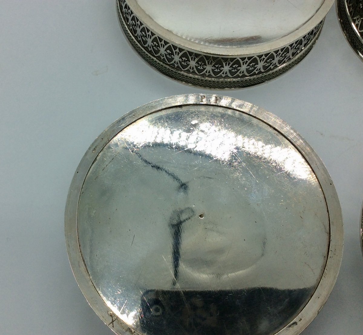 4 Silver Bottle Coasters, 20th Century.-photo-3