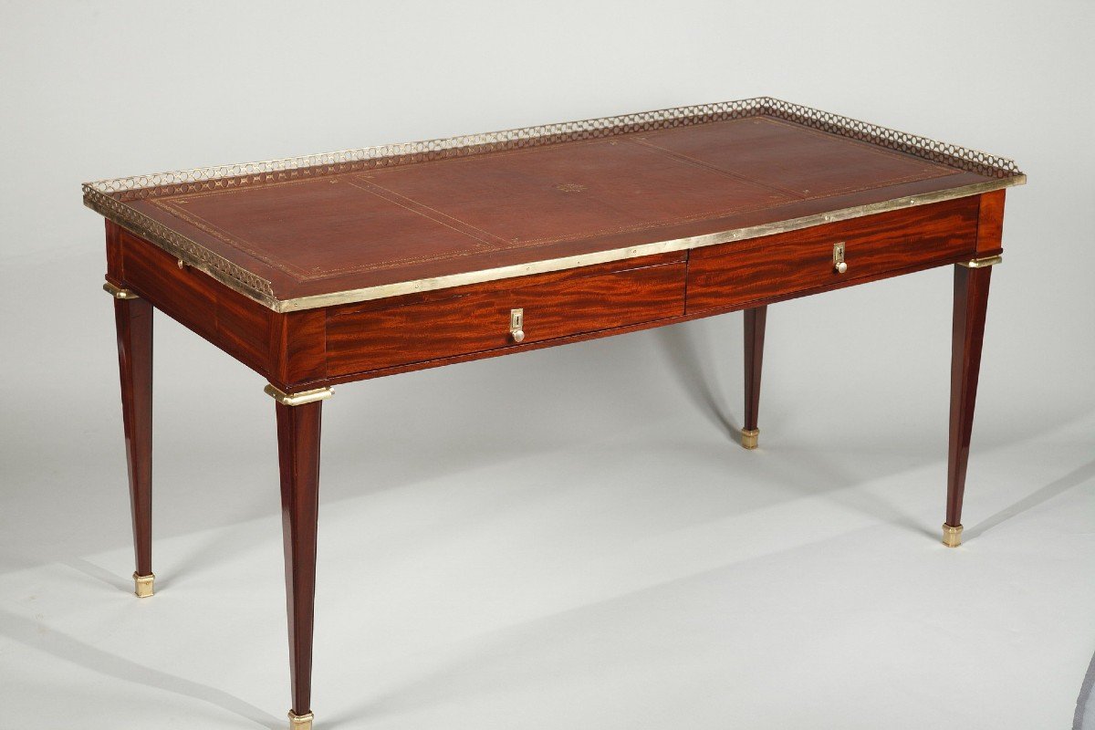 Large Flat Desk In Mahogany Stamped Jacob