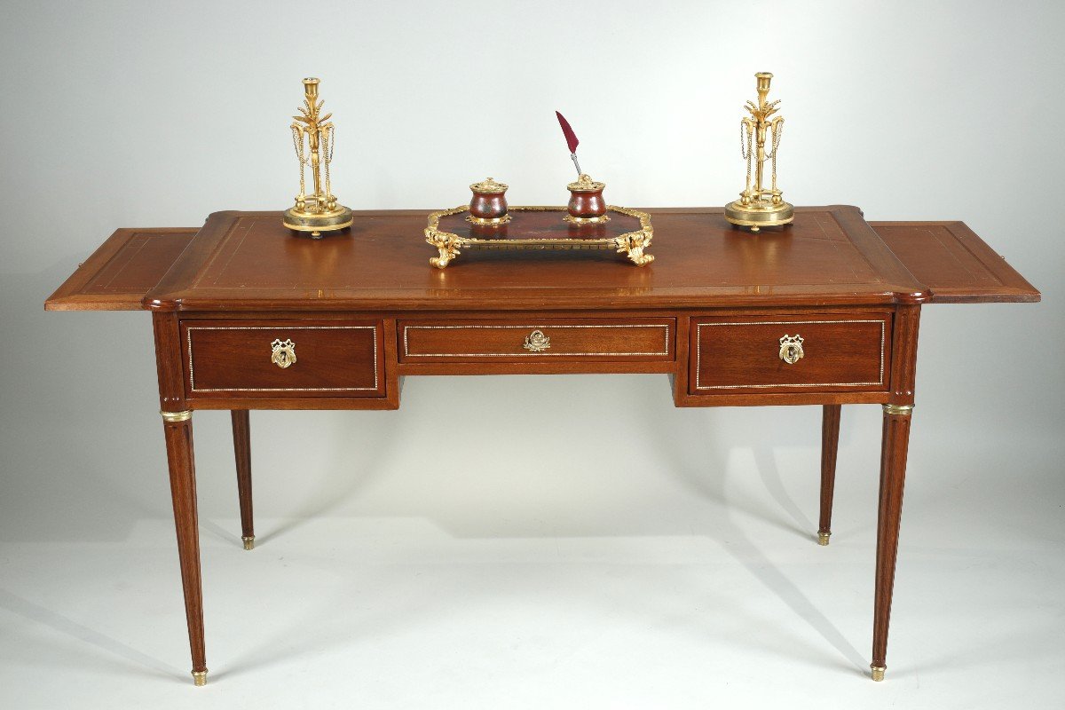Large Louis XVI Mahogany Desk-photo-2