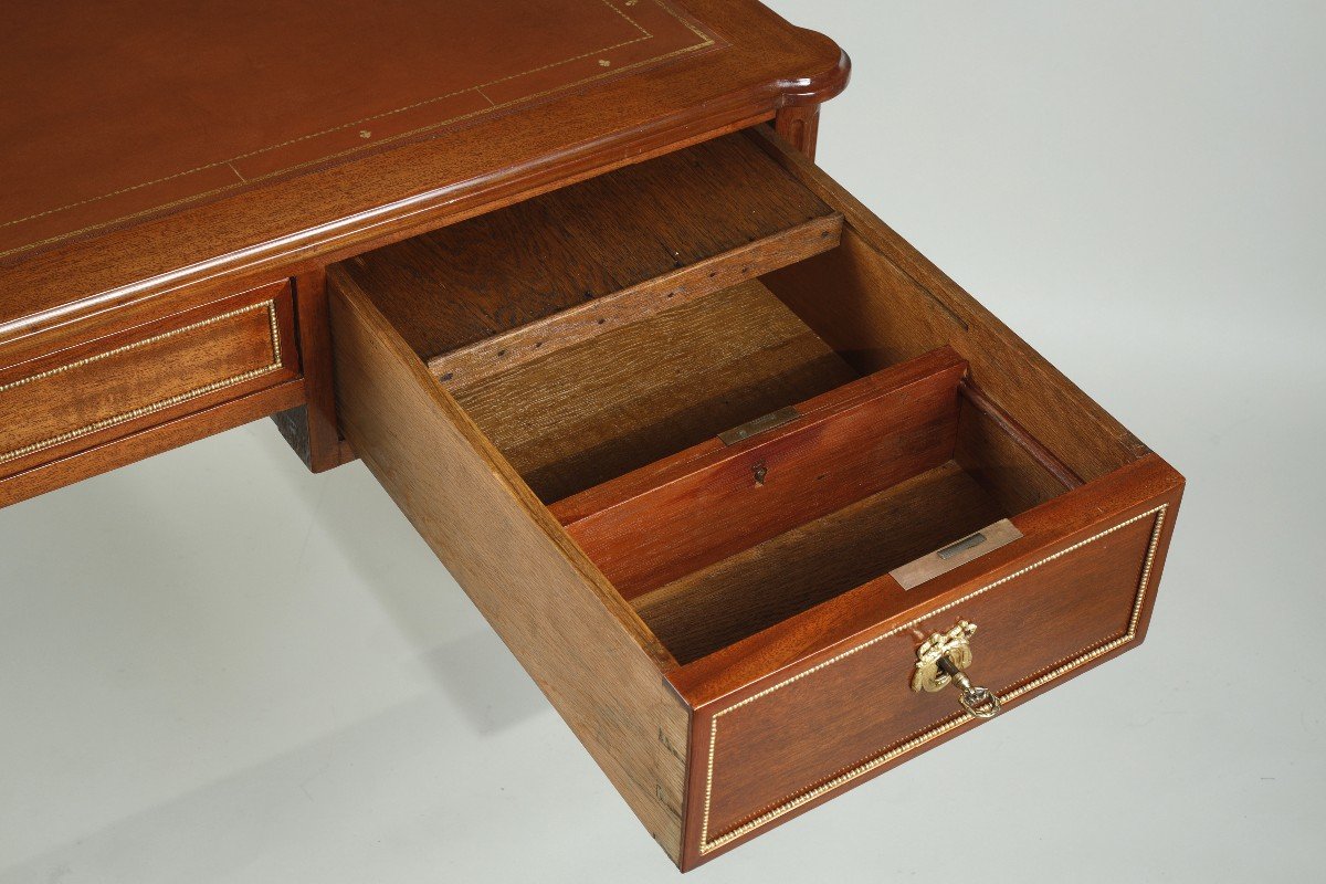 Large Louis XVI Mahogany Desk-photo-4