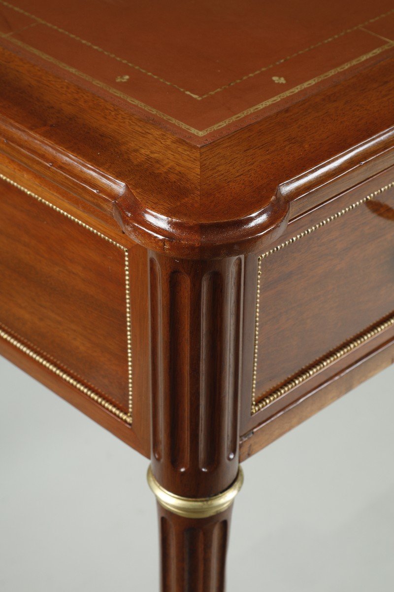 Large Louis XVI Mahogany Desk-photo-6