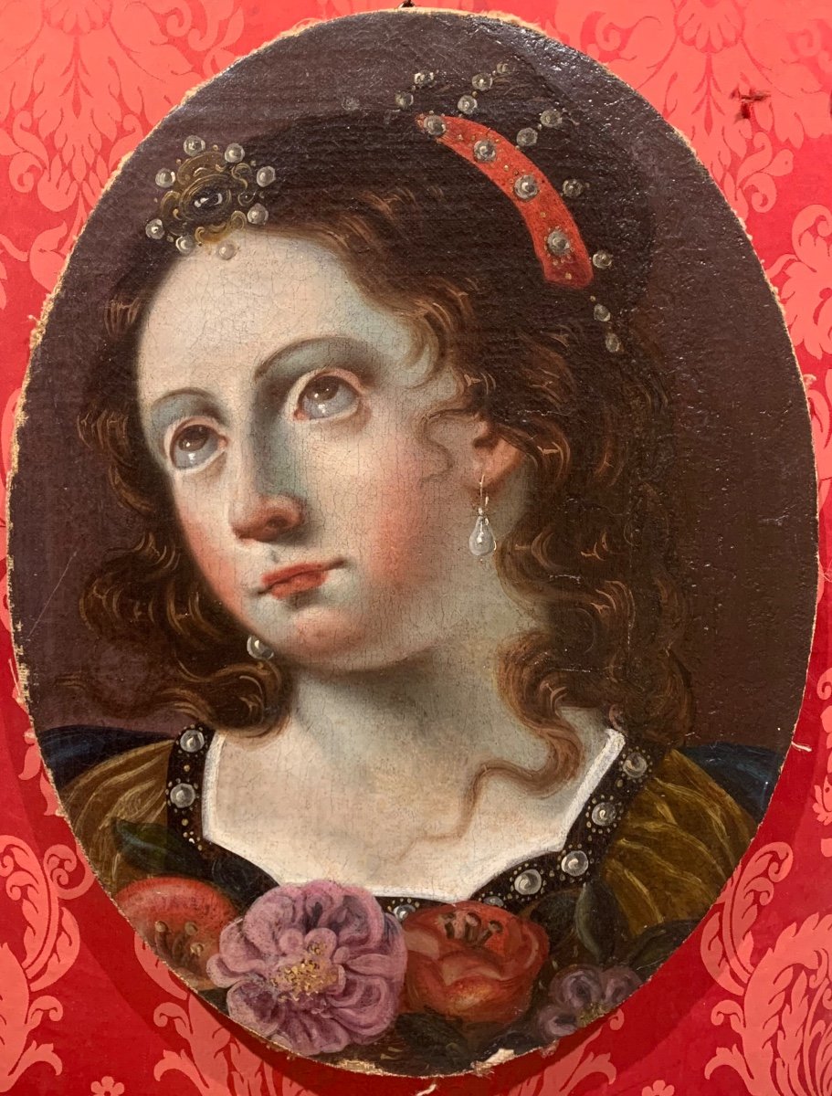 Oval Portrait Of Saint Catherine. Oil On Canvas 38x29. Late 17th Century