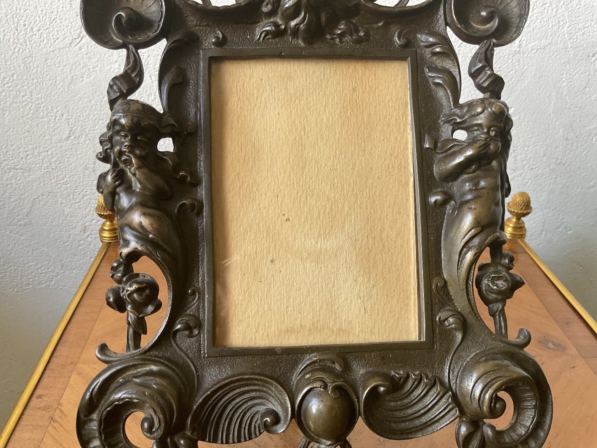 Rare Bronze Easel Frame Patinating Renaissance Style -photo-4