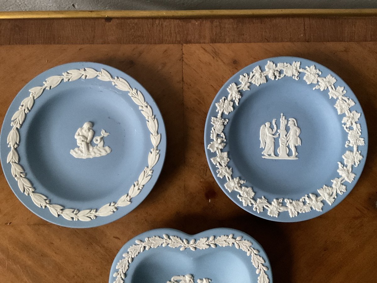 3 Wedgwood Bowls-photo-3