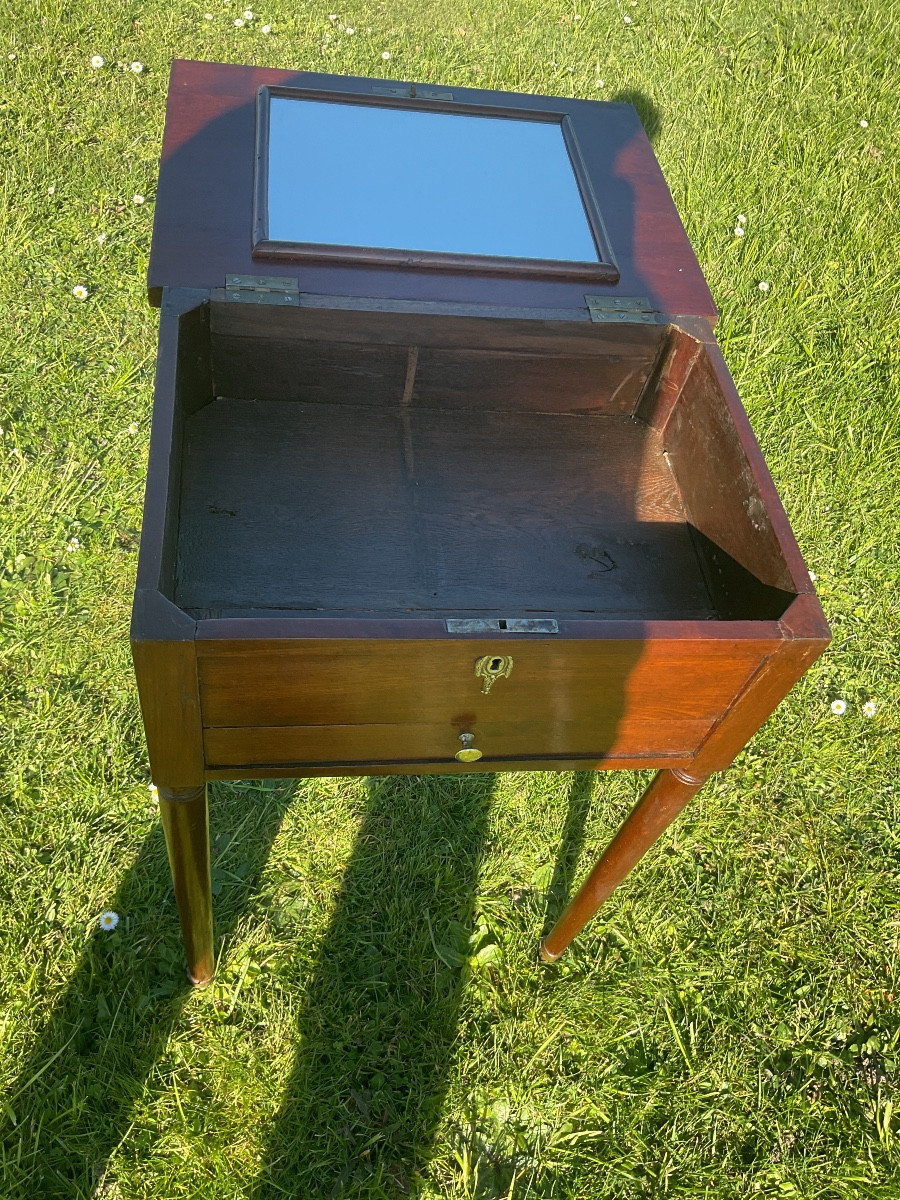 Wigmaker, Louis XVI Mahogany Dressing Table -photo-1