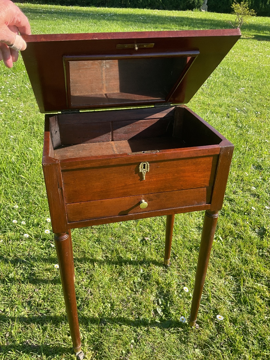 Wigmaker, Louis XVI Mahogany Dressing Table 