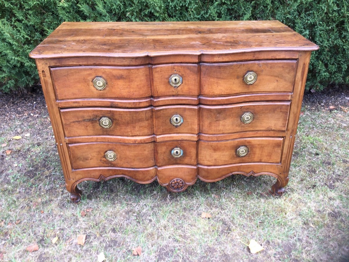 Commode arbalète Louis XV de Saintonge En Noyer époque XVIIIéme 