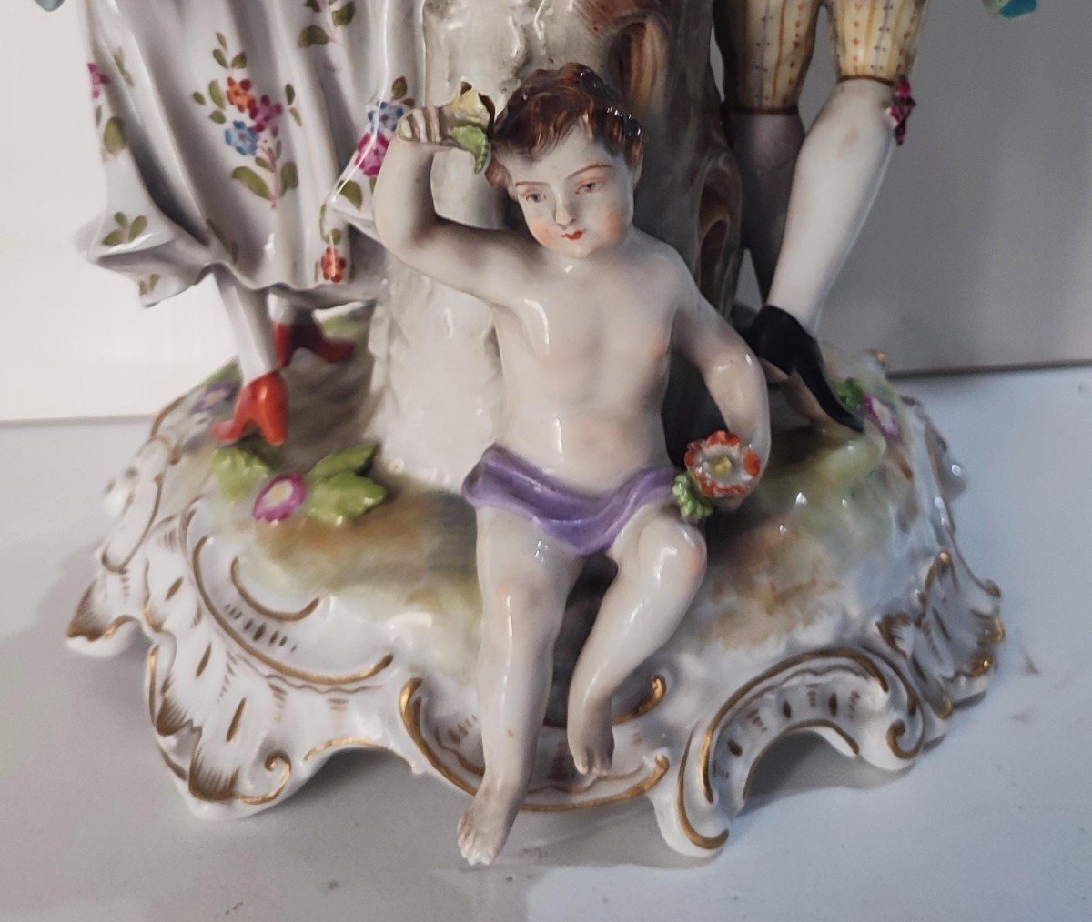 "the Courtship" Saxon Polychrome Porcelain Sculpture.-photo-3