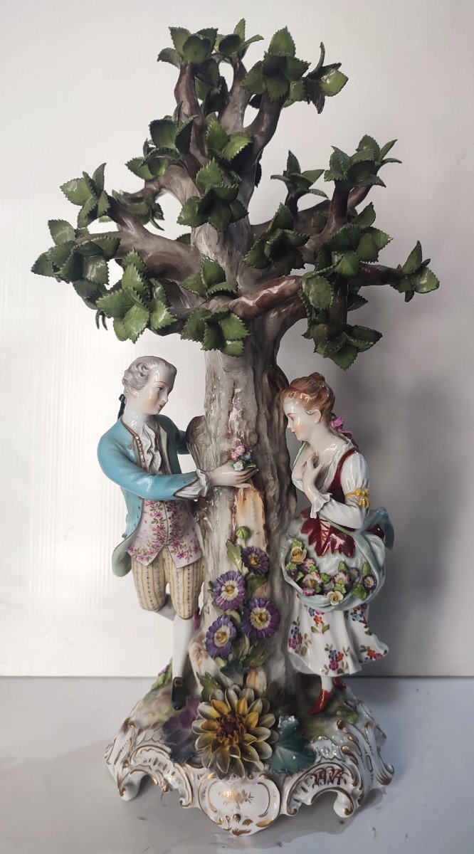 "the Courtship" Saxon Polychrome Porcelain Sculpture.