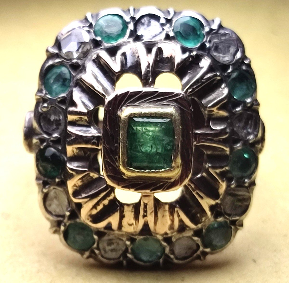 Gold Ring And Cup With Emeralds And Diamonds. Sicilian Goldsmithery 60's - Gr.8-photo-2