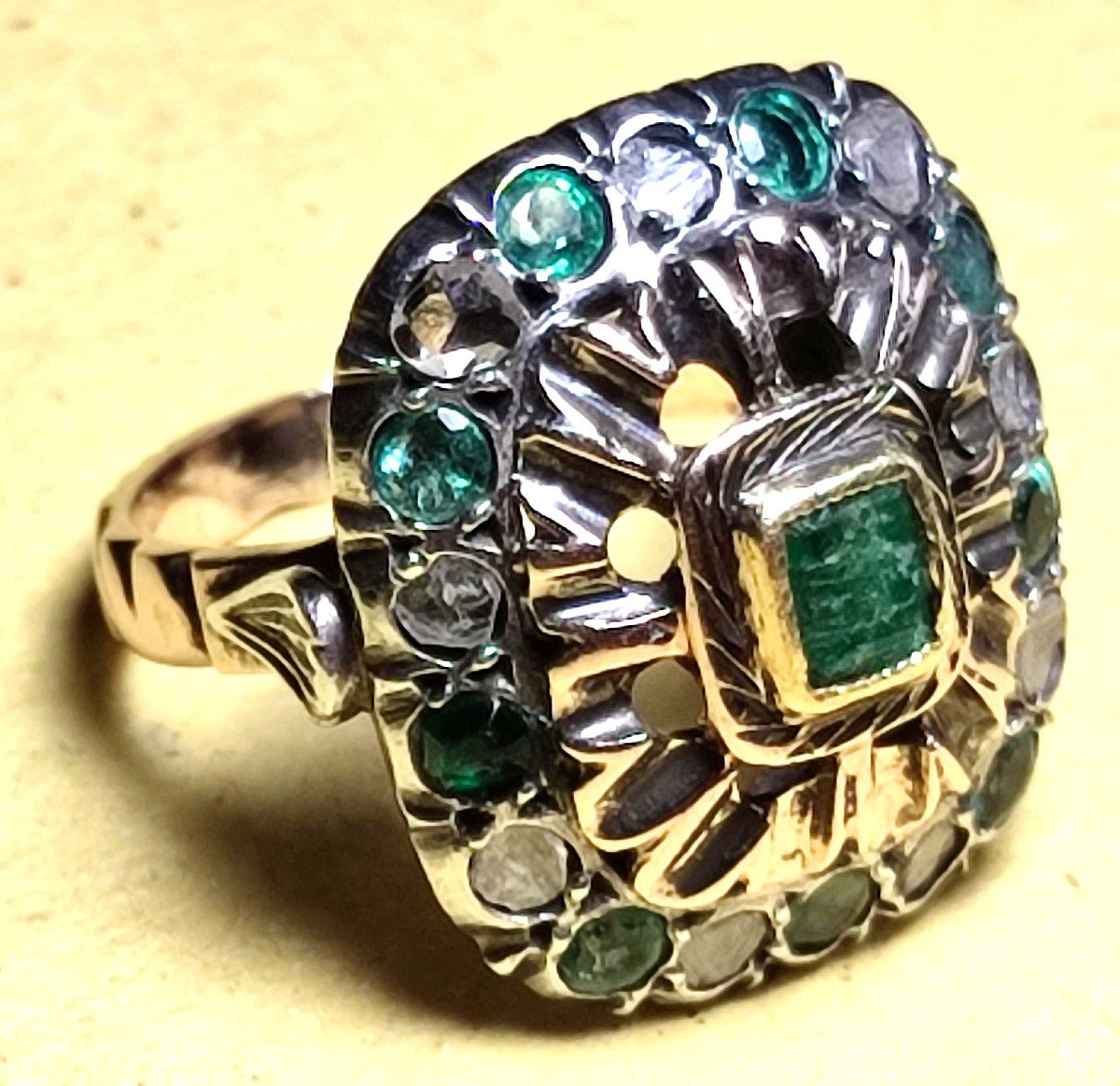 Gold Ring And Cup With Emeralds And Diamonds. Sicilian Goldsmithery 60's - Gr.8-photo-4