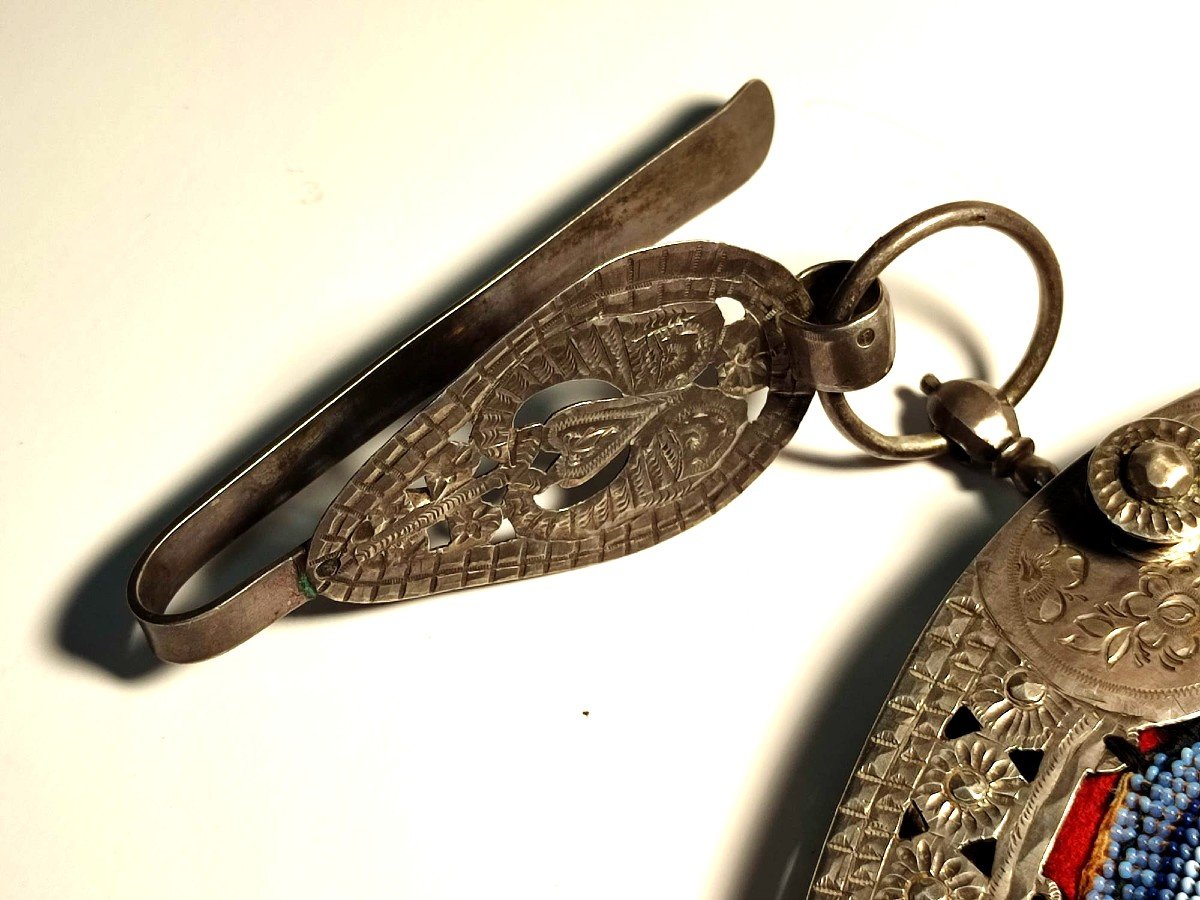 Handbag Finely Embroidered With Colored Glass Beads. Structure In Silver- Holland 1864-photo-3