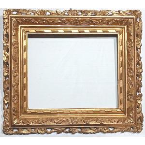 Flemish Louis XV Oak Frame, Carved With Floral Motifs And Gilded. External Light Cm. 27x33.  