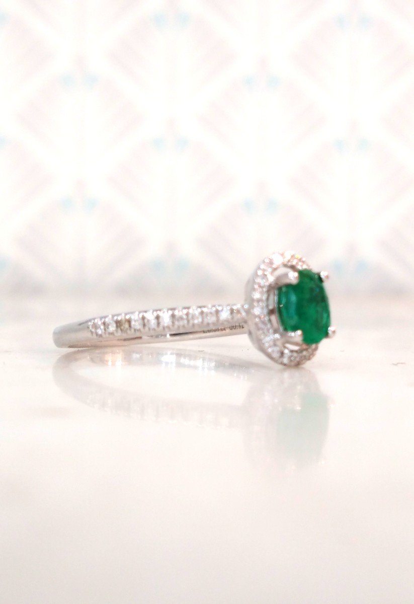 White Gold Emerald Ring Surrounded By Diamonds-photo-3