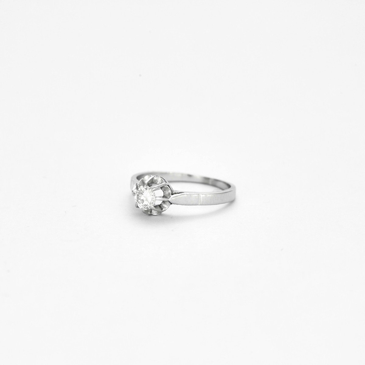 White Gold Diamond Solitaire Ring-photo-2