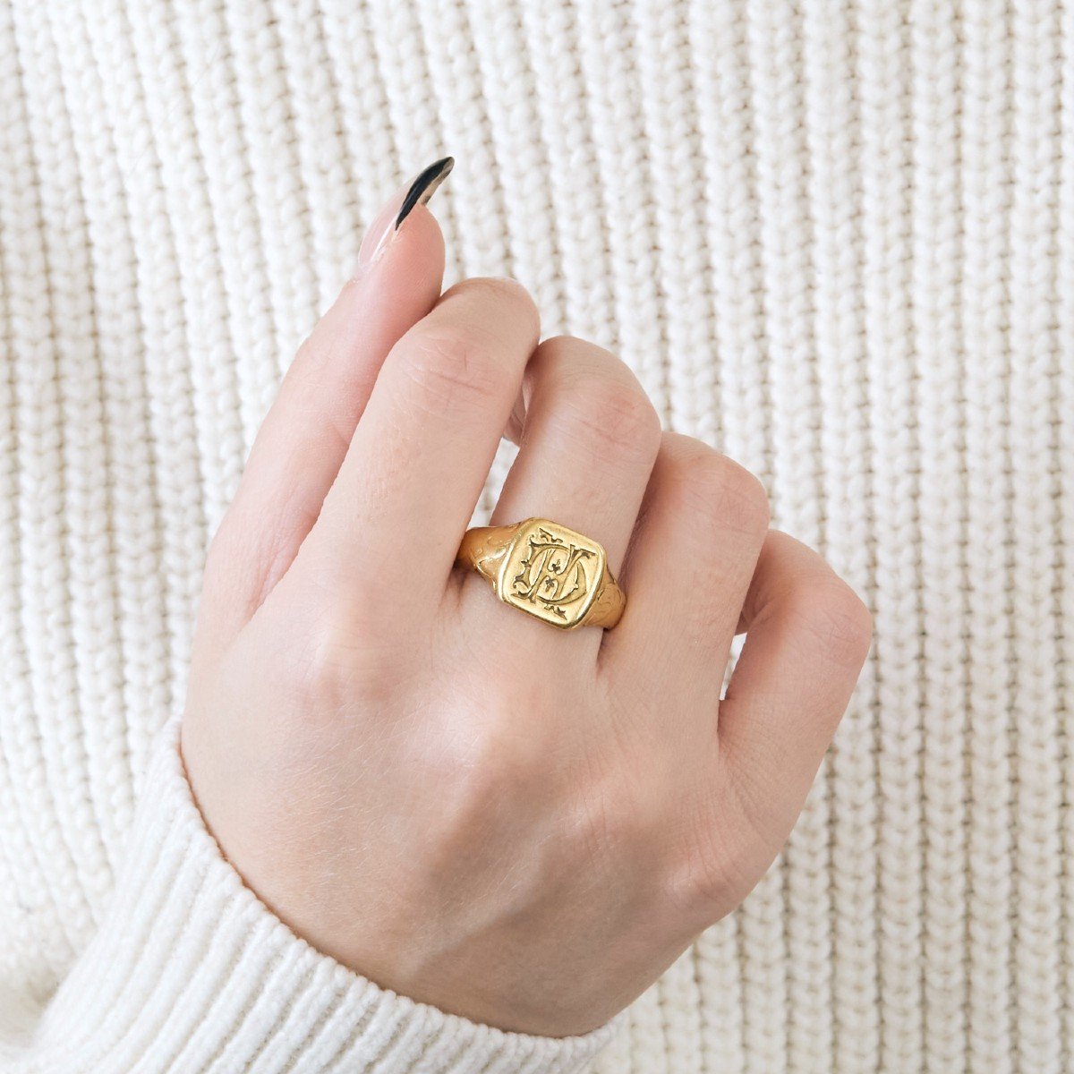 Antique Gold Signet Ring-photo-1