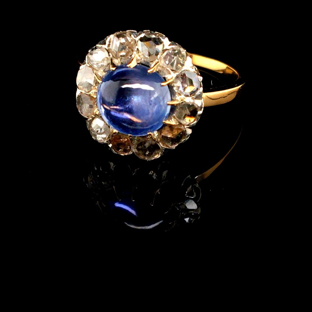 Pompadour Sapphire Diamond Ring