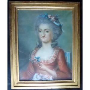 Portrait d'Une Jeune Femme Françoise De Veaucoux Pastel Du XVIIIème Siècle