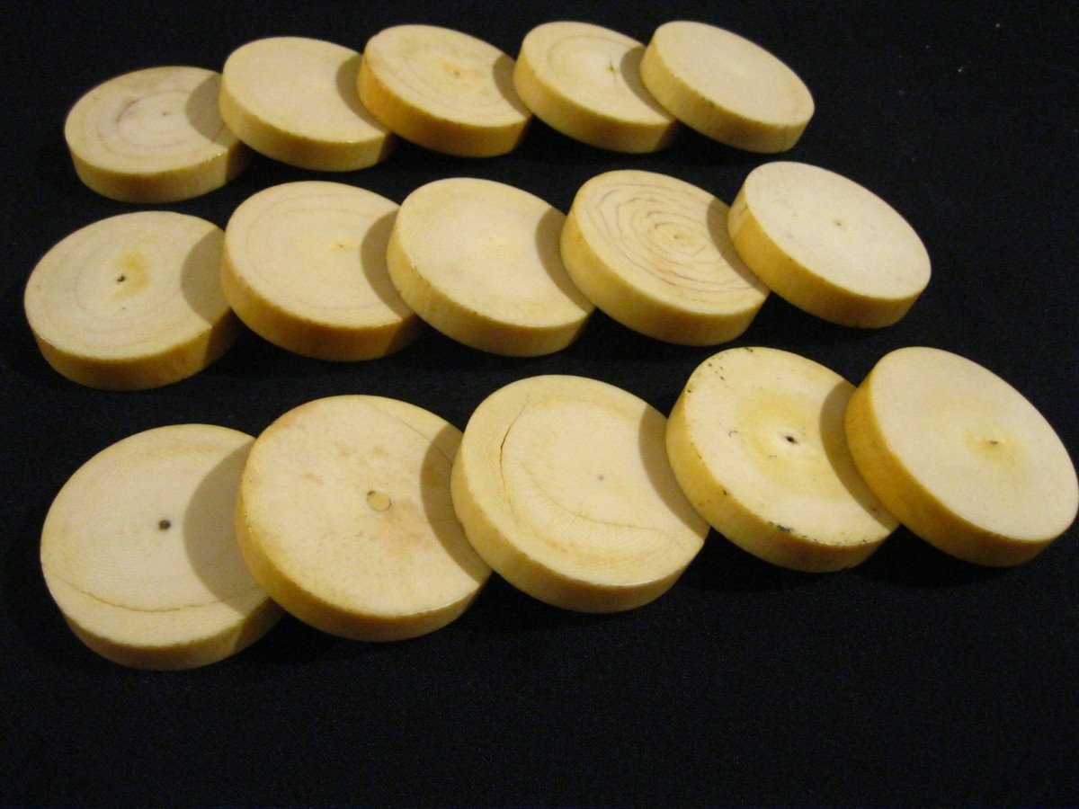 Backgammon ou Jacquet /  Jetons Ivoire & Bois  - Gobelets En Cuir / Cheney Uk England --photo-2