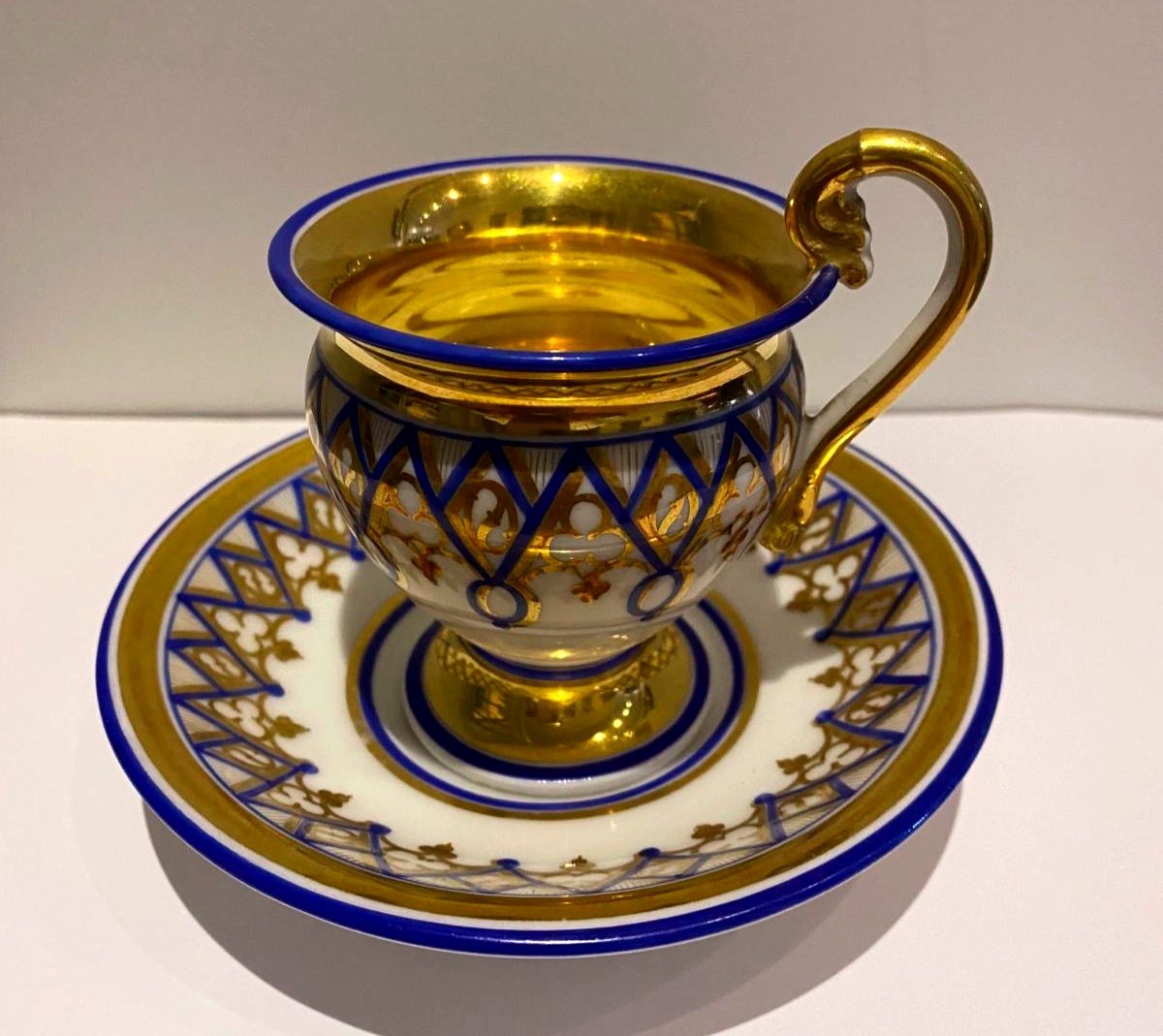 Tasse En Porcelaine Biedermeier