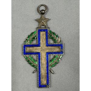 CROIX d'AUMONIER MILITAIRE avec une étoile des blessés en guise de charnière