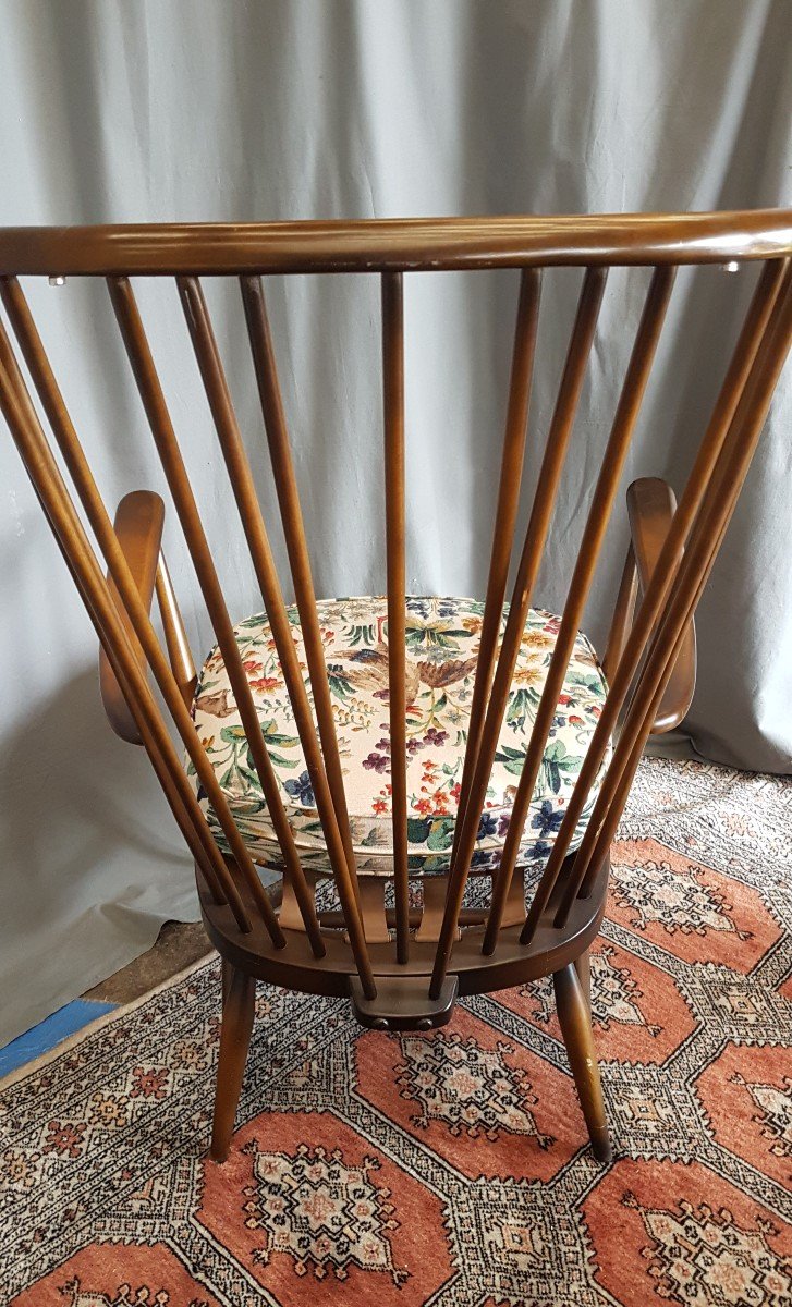 Paire  De Fauteuils Et  Un Pouf  Modèle Windsor De Lucian Ercolani Pour Ercol -photo-6