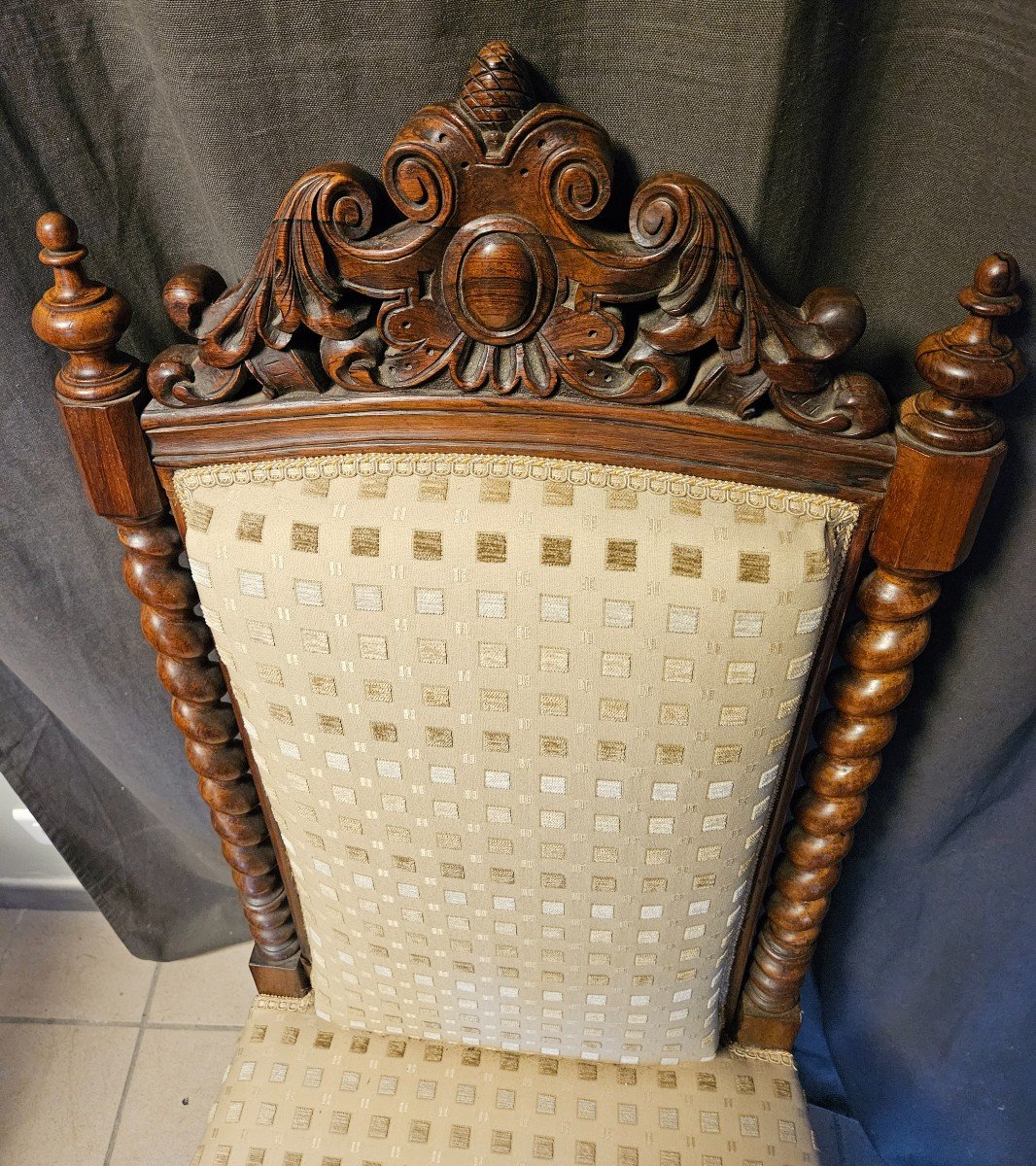 Paire De Chaises Louis XIII - époque 19ème  - En Noyer Massif --photo-4