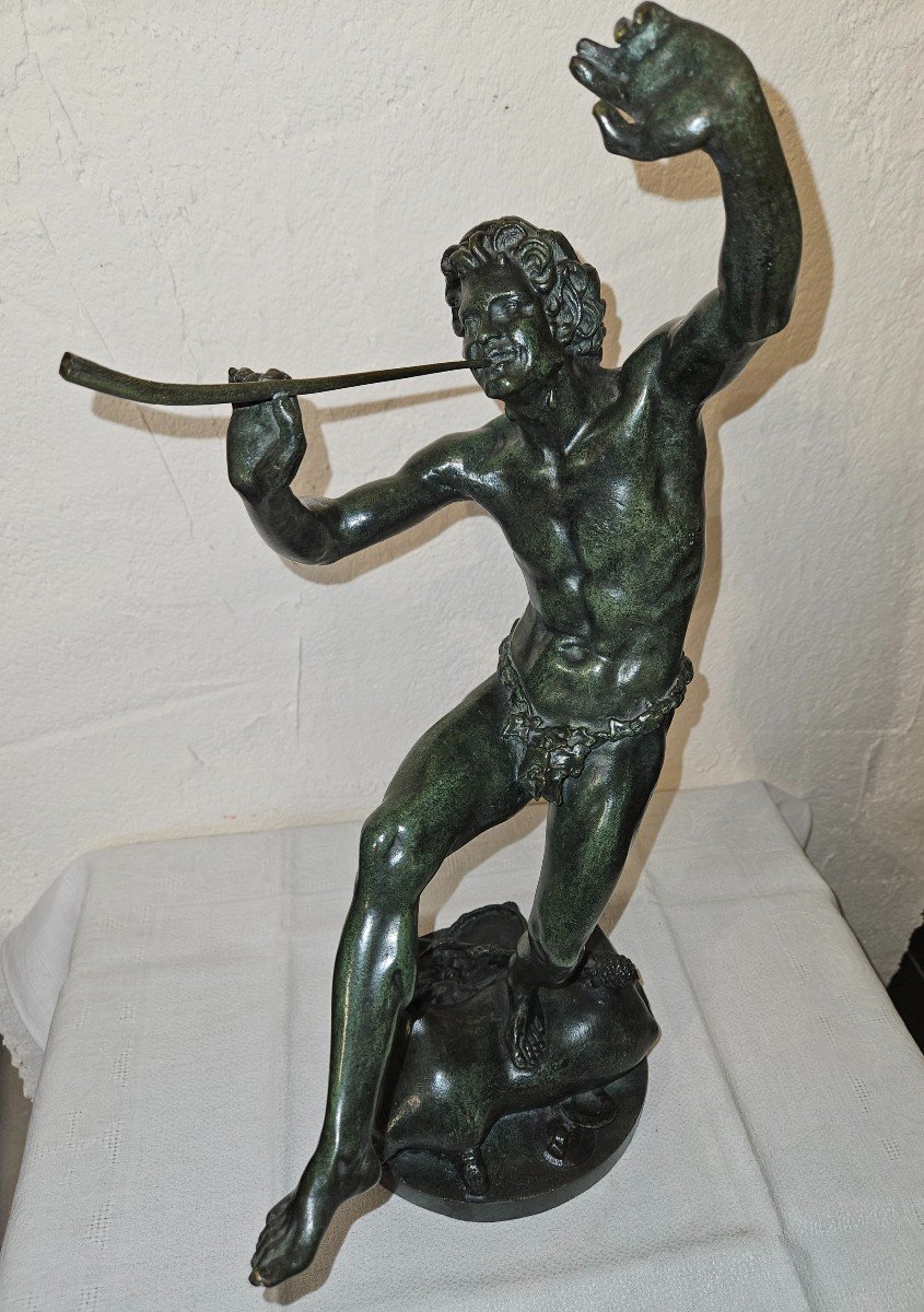 Sculpture Bronze De Bacchus Dansant Et Jouant De La Flute  -  époque 19ème -