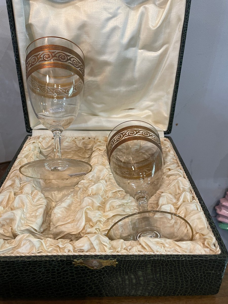 Baccarat: In Box 2 Crystal Glasses - Golden Acanthus Leaves Decor-photo-2