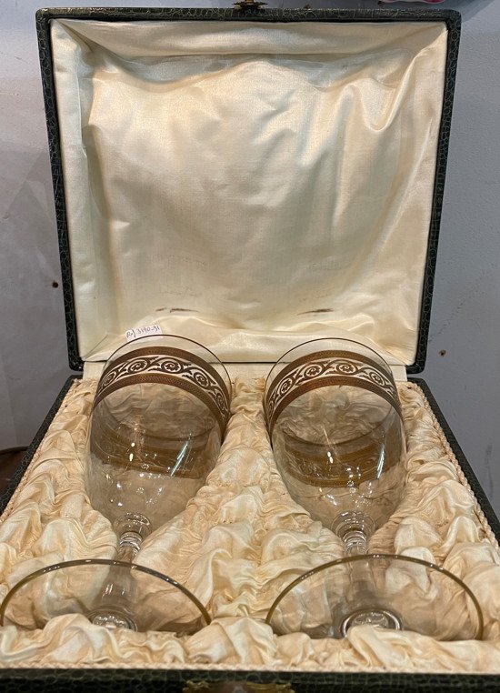 Baccarat: In Box 2 Crystal Glasses - Golden Acanthus Leaves Decor