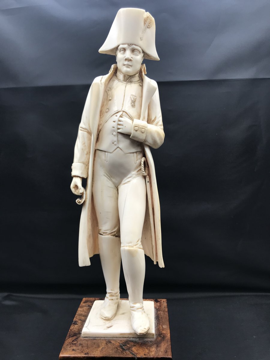 Ivory - Napoleon 1st Statue In Frock Coat - Wooden Base - XIXth-photo-2