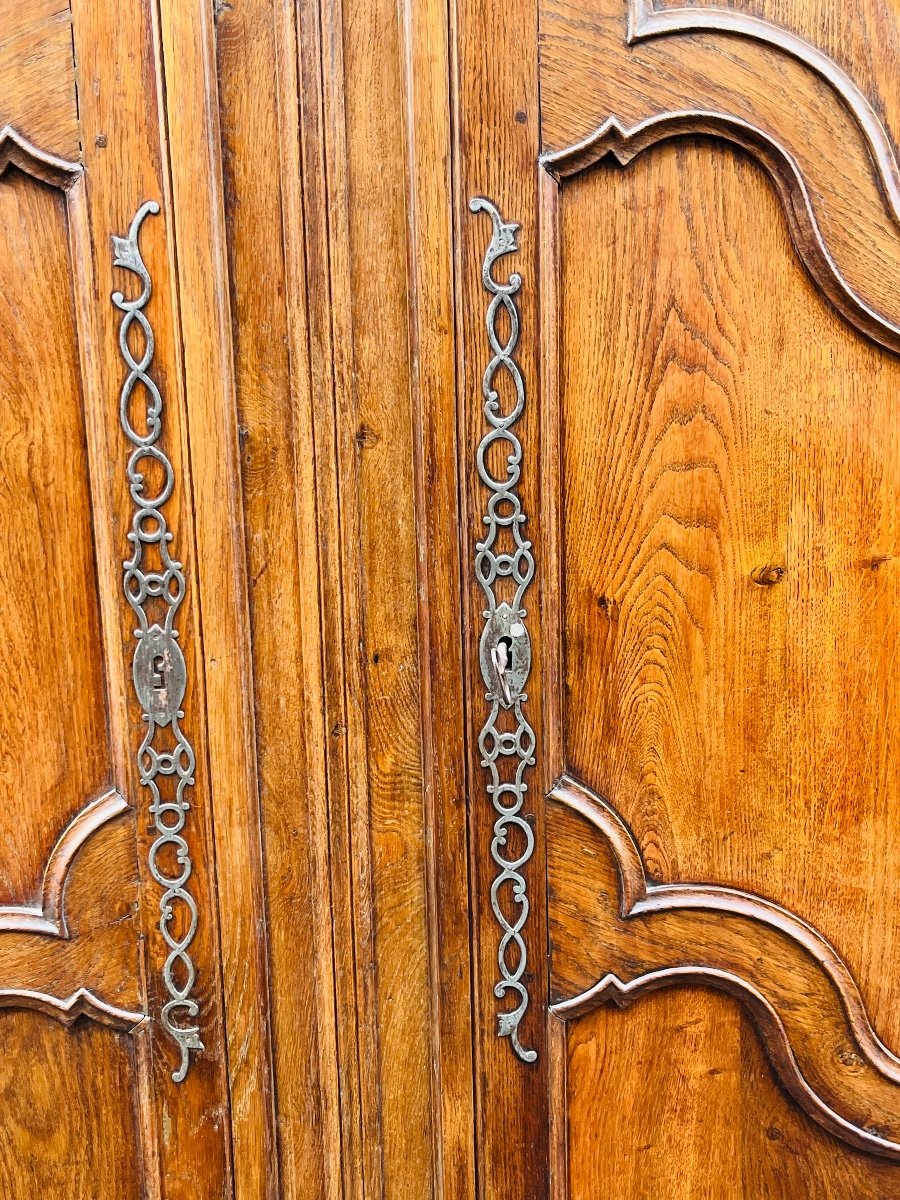 Beautiful Lorraine Oak Cabinet From The 18th Century-photo-4