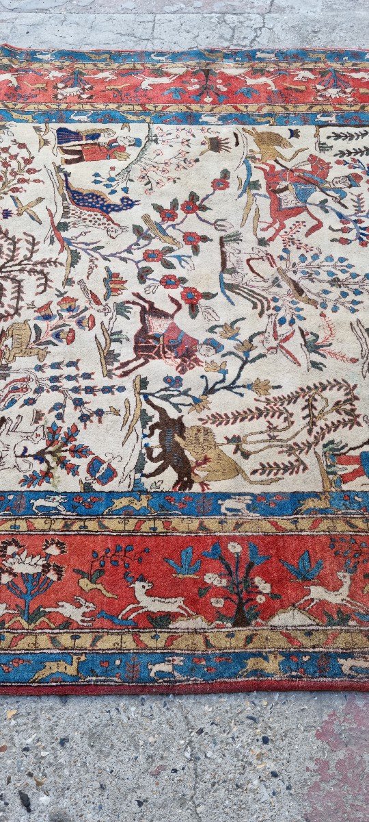 Hand Knotted Carpet With Hunting Patterns 19th Century -photo-4