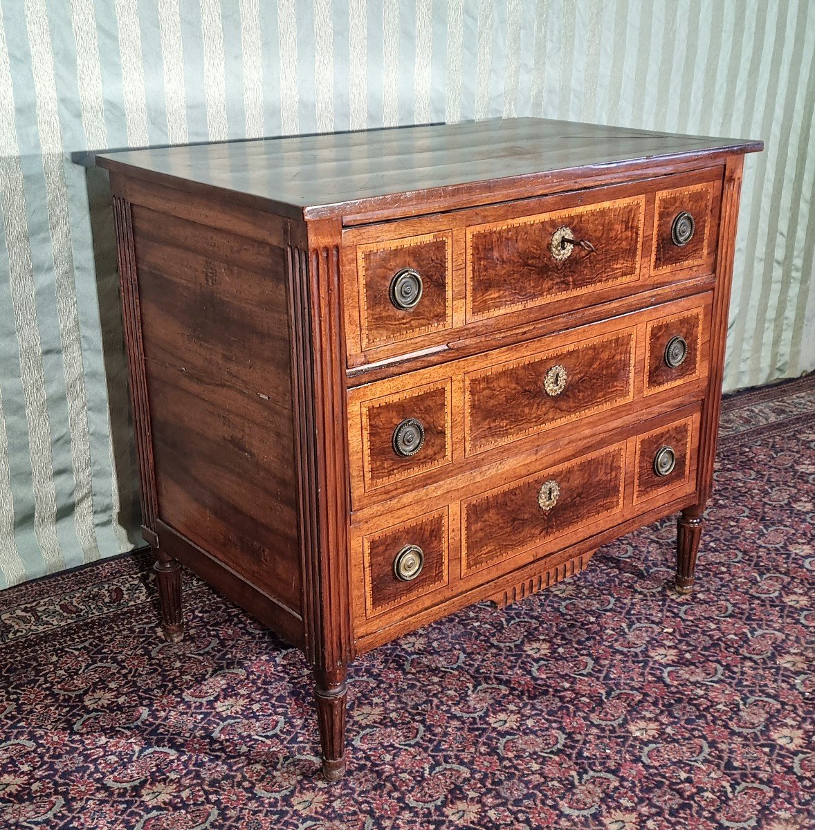 Louis XVI Marquetry Chest Of Drawers, 18th Century -photo-3