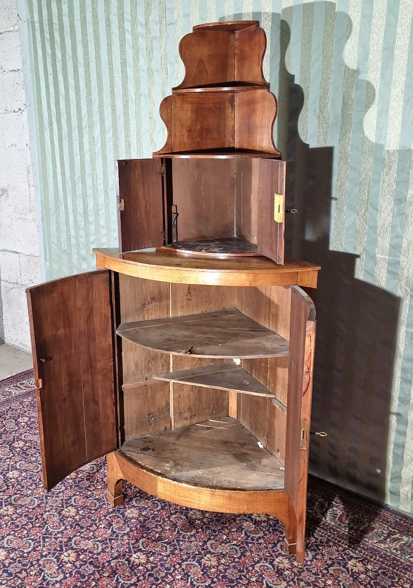 Curved Corner Cabinet In Restoration Cherry, 19th Century. -photo-3