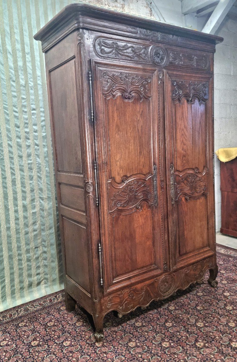 Armoire En Chêne Moulurée, Sculptée Louis XV, d'époque 18ème -photo-2