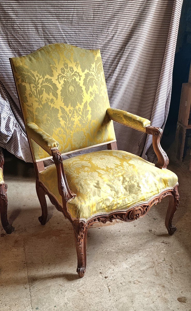 Pair Of Regency Walnut Armchairs, 18th Century -photo-2