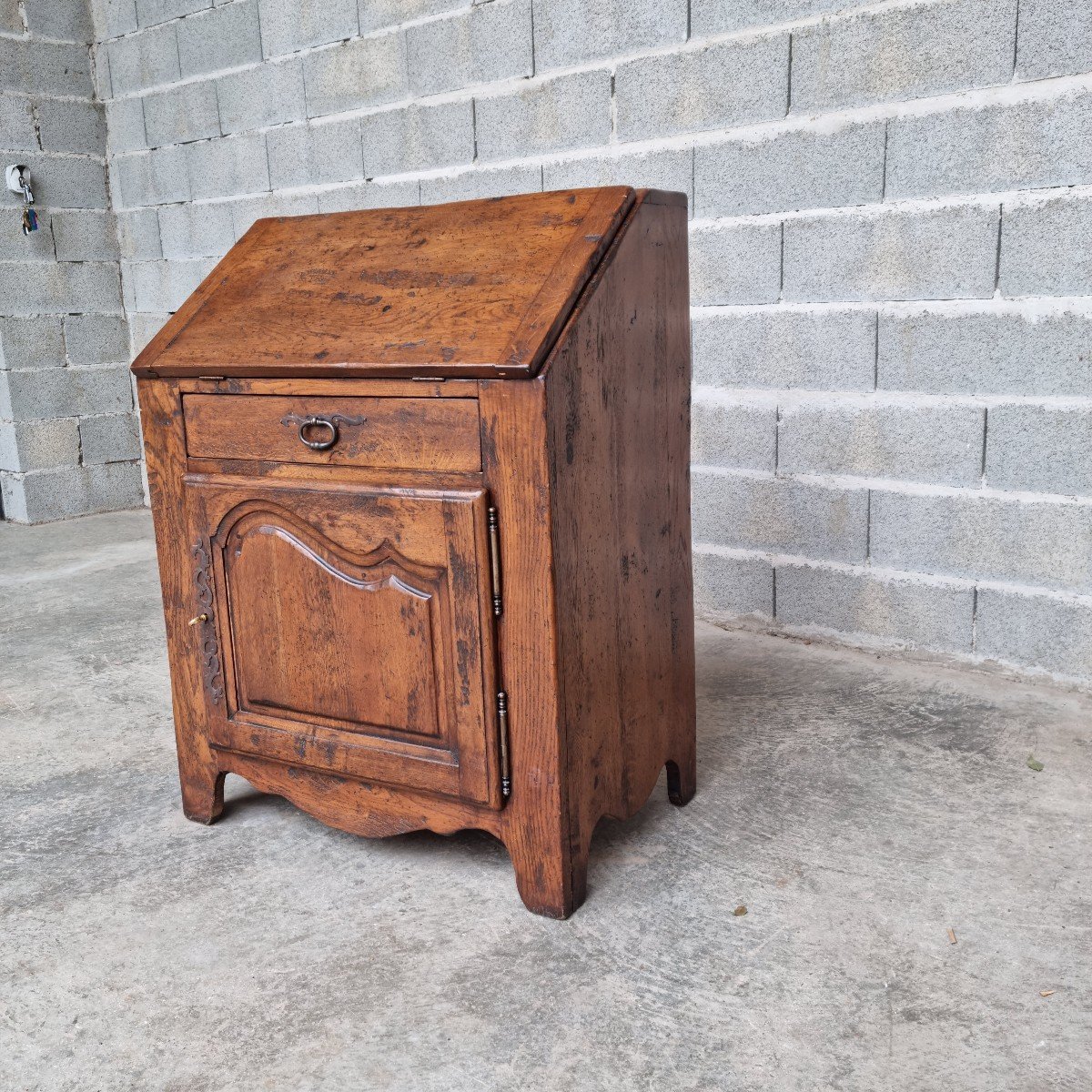 Louis XV Oak Donkey Desk, 18th Century. -photo-2