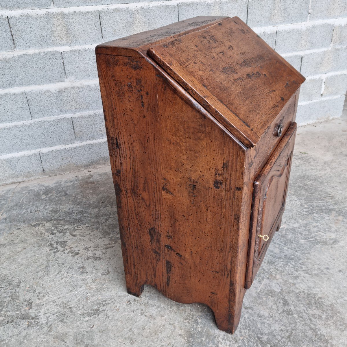 Louis XV Oak Donkey Desk, 18th Century. -photo-3