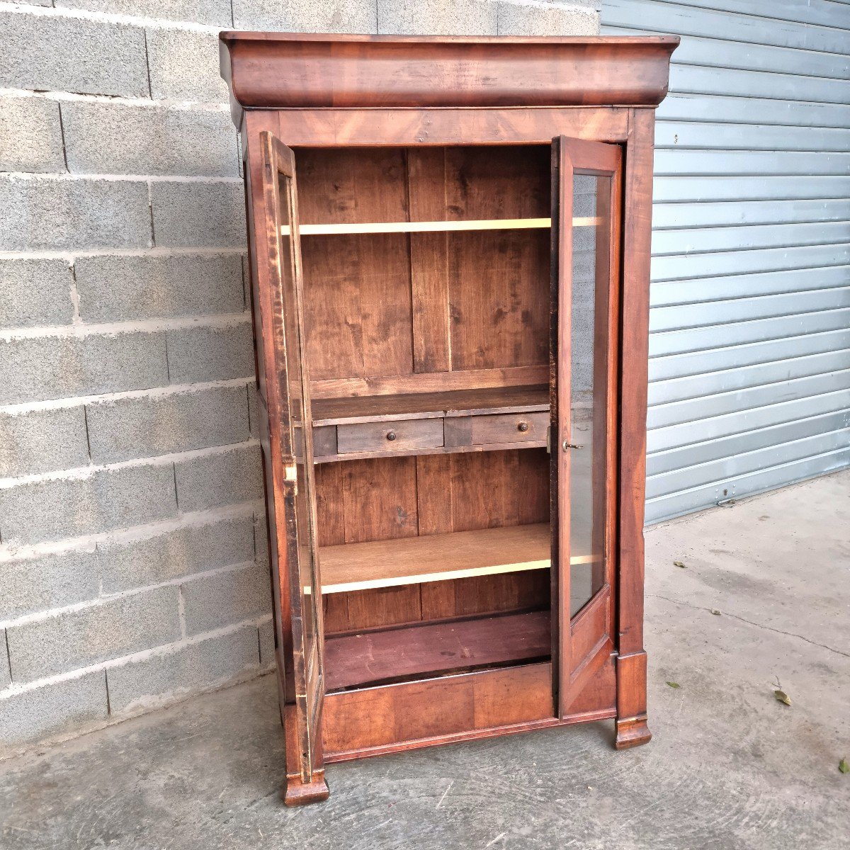 Louis Philippe Mahogany Bookcase, Display Cabinet, 19th Century. -photo-2