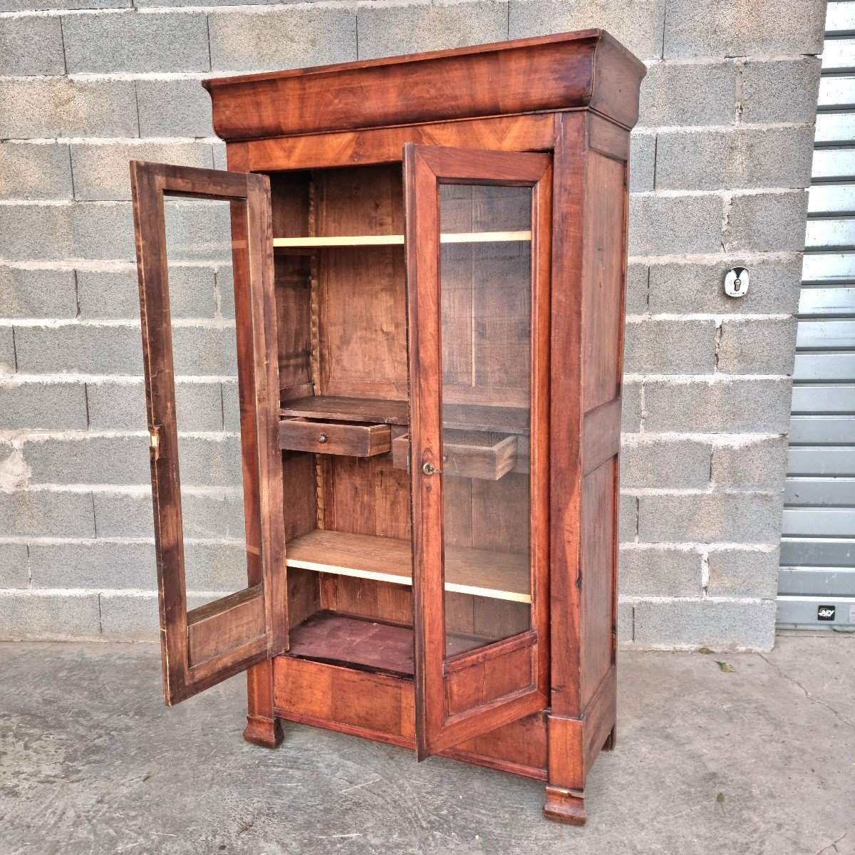 Louis Philippe Mahogany Bookcase, Display Cabinet, 19th Century. -photo-4