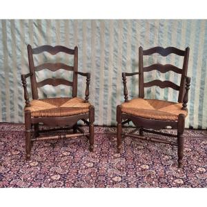 Pair Of Louis XIII Style Provençal Natural Wood Armchairs, 19th Century. 